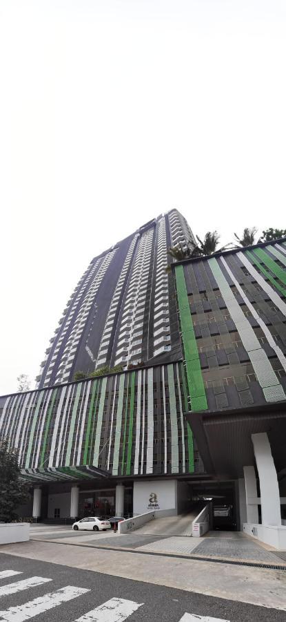 E & D Hospitality At Almas Suites Puteri Harbour Nusajaya  Exterior foto